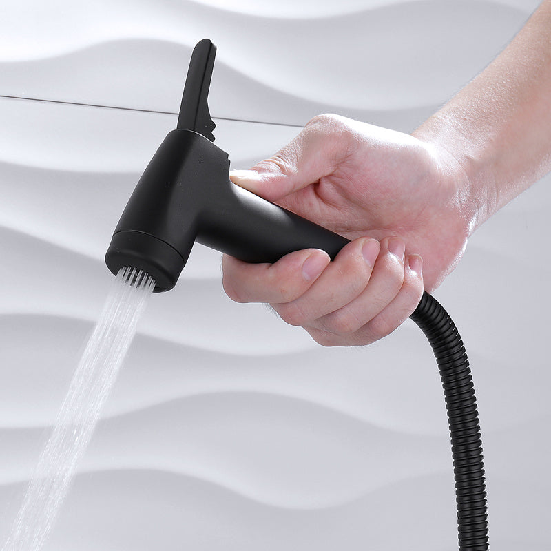 Bath Cleaning Nozzle